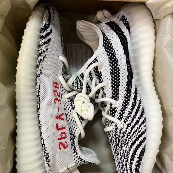 Yeezy Boost 350 - Picture 3 of 4